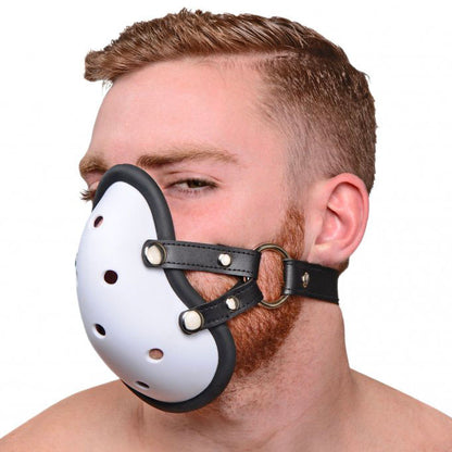 Musk Athletic Cup Muzzle